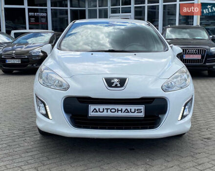 Белый Пежо 308, объемом двигателя 1.6 л и пробегом 196 тыс. км за 6500 $, фото 1 на Automoto.ua