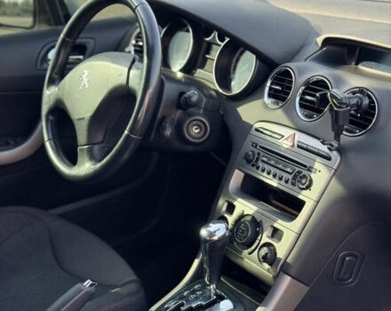 Белый Пежо 308, объемом двигателя 1.6 л и пробегом 183 тыс. км за 8000 $, фото 13 на Automoto.ua