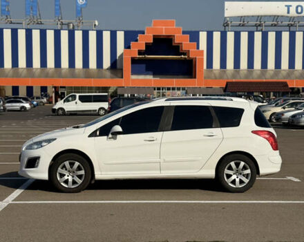 Белый Пежо 308, объемом двигателя 1.6 л и пробегом 183 тыс. км за 8000 $, фото 3 на Automoto.ua