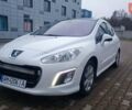Белый Пежо 308, объемом двигателя 1.6 л и пробегом 161 тыс. км за 6500 $, фото 1 на Automoto.ua