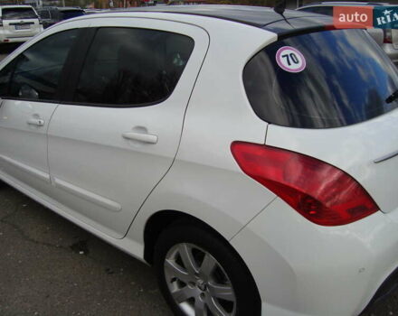Білий Пежо 308, об'ємом двигуна 1.6 л та пробігом 148 тис. км за 7300 $, фото 4 на Automoto.ua