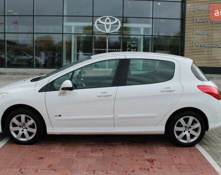 Белый Пежо 308, объемом двигателя 1.56 л и пробегом 173 тыс. км за 7300 $, фото 6 на Automoto.ua