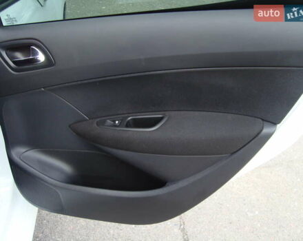 Білий Пежо 308, об'ємом двигуна 1.6 л та пробігом 148 тис. км за 7300 $, фото 23 на Automoto.ua