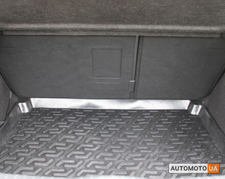 Белый Пежо 308, объемом двигателя 1.5 л и пробегом 174 тыс. км за 7300 $, фото 14 на Automoto.ua