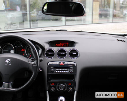 Белый Пежо 308, объемом двигателя 1.5 л и пробегом 174 тыс. км за 7300 $, фото 9 на Automoto.ua