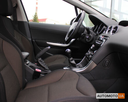 Белый Пежо 308, объемом двигателя 1.5 л и пробегом 174 тыс. км за 7300 $, фото 12 на Automoto.ua