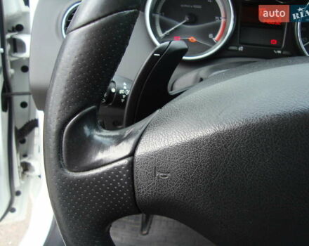 Білий Пежо 308, об'ємом двигуна 1.6 л та пробігом 148 тис. км за 7300 $, фото 8 на Automoto.ua