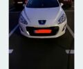 Белый Пежо 308, объемом двигателя 1.6 л и пробегом 0 тыс. км за 6000 $, фото 1 на Automoto.ua