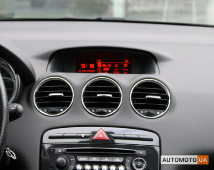 Белый Пежо 308, объемом двигателя 1.5 л и пробегом 174 тыс. км за 7300 $, фото 10 на Automoto.ua