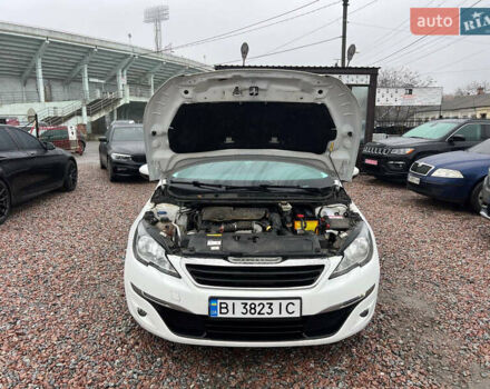 Белый Пежо 308, объемом двигателя 1.6 л и пробегом 247 тыс. км за 9800 $, фото 19 на Automoto.ua