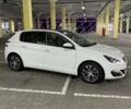 Белый Пежо 308, объемом двигателя 1.56 л и пробегом 221 тыс. км за 12500 $, фото 2 на Automoto.ua