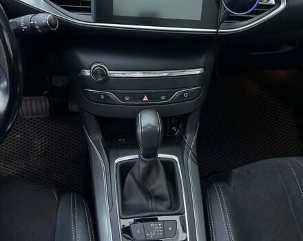 Белый Пежо 308, объемом двигателя 1.56 л и пробегом 93 тыс. км за 15800 $, фото 8 на Automoto.ua