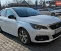 Белый Пежо 308, объемом двигателя 1.2 л и пробегом 126 тыс. км за 12400 $, фото 4 на Automoto.ua