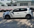 Белый Пежо 308, объемом двигателя 0 л и пробегом 210 тыс. км за 10500 $, фото 1 на Automoto.ua