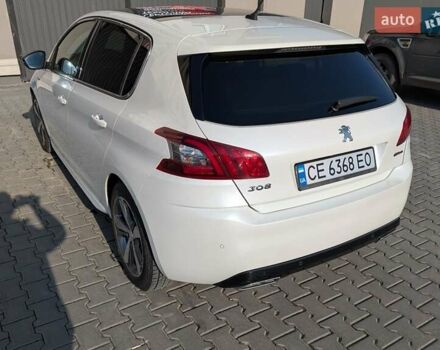 Белый Пежо 308, объемом двигателя 1.2 л и пробегом 126 тыс. км за 12400 $, фото 6 на Automoto.ua