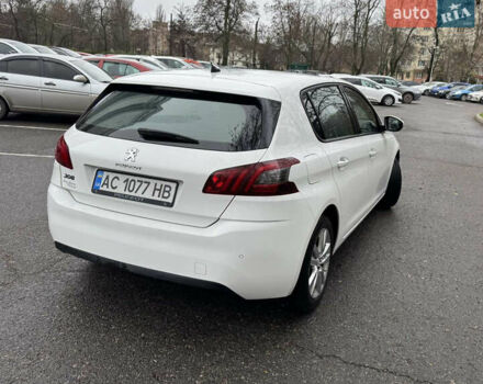 Белый Пежо 308, объемом двигателя 1.5 л и пробегом 227 тыс. км за 12300 $, фото 7 на Automoto.ua