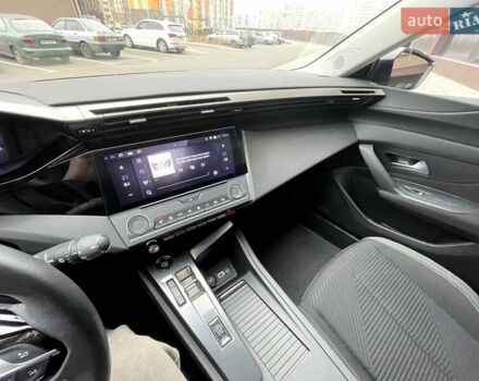 Белый Пежо 308, объемом двигателя 1.5 л и пробегом 8 тыс. км за 22000 $, фото 3 на Automoto.ua