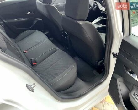 Белый Пежо 308, объемом двигателя 1.5 л и пробегом 8 тыс. км за 22000 $, фото 15 на Automoto.ua