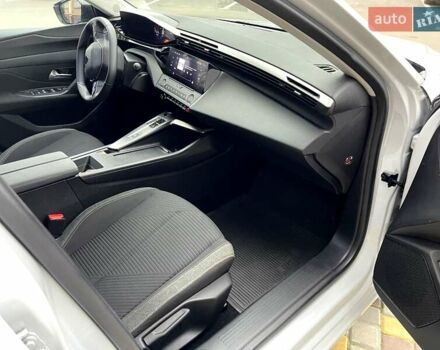 Белый Пежо 308, объемом двигателя 1.5 л и пробегом 8 тыс. км за 22000 $, фото 16 на Automoto.ua