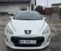 Белый Пежо 308, объемом двигателя 1.6 л и пробегом 259 тыс. км за 9500 $, фото 2 на Automoto.ua