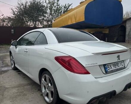Белый Пежо 308, объемом двигателя 1.6 л и пробегом 259 тыс. км за 9500 $, фото 1 на Automoto.ua