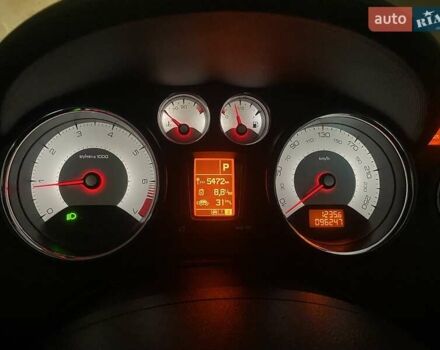 Білий Пежо 308, об'ємом двигуна 1.6 л та пробігом 96 тис. км за 10500 $, фото 5 на Automoto.ua