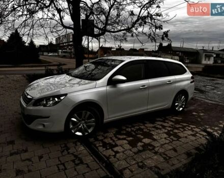 Белый Пежо 308, объемом двигателя 1.6 л и пробегом 270 тыс. км за 9200 $, фото 3 на Automoto.ua