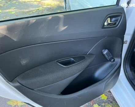 Білий Пежо 308, об'ємом двигуна 1.6 л та пробігом 280 тис. км за 4890 $, фото 22 на Automoto.ua