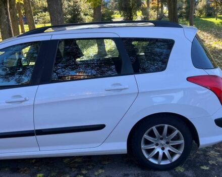 Белый Пежо 308, объемом двигателя 1.6 л и пробегом 280 тыс. км за 4890 $, фото 6 на Automoto.ua