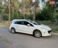 Белый Пежо 308, объемом двигателя 1.6 л и пробегом 202 тыс. км за 5700 $, фото 12 на Automoto.ua