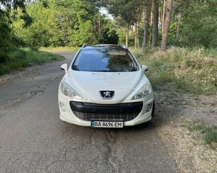 Белый Пежо 308, объемом двигателя 1.6 л и пробегом 202 тыс. км за 5700 $, фото 9 на Automoto.ua