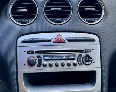 Білий Пежо 308, об'ємом двигуна 1.6 л та пробігом 220 тис. км за 4800 $, фото 9 на Automoto.ua