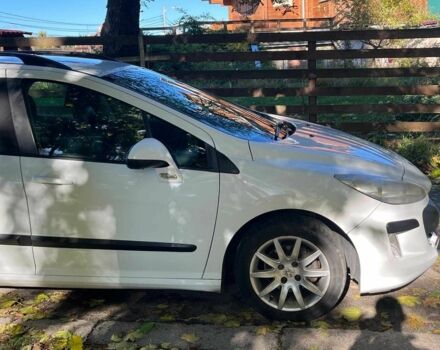 Белый Пежо 308, объемом двигателя 1.6 л и пробегом 280 тыс. км за 4890 $, фото 13 на Automoto.ua