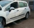 Белый Пежо 308, объемом двигателя 1.6 л и пробегом 360 тыс. км за 1000 $, фото 1 на Automoto.ua