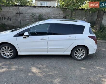 Білий Пежо 308, об'ємом двигуна 1.56 л та пробігом 320 тис. км за 4700 $, фото 3 на Automoto.ua