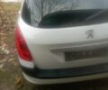Белый Пежо 308, объемом двигателя 1.6 л и пробегом 249 тыс. км за 3000 $, фото 2 на Automoto.ua