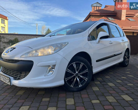 Білий Пежо 308, об'ємом двигуна 1.56 л та пробігом 321 тис. км за 4000 $, фото 4 на Automoto.ua
