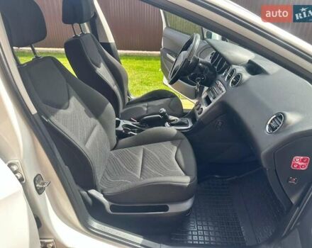 Білий Пежо 308, об'ємом двигуна 1.4 л та пробігом 141 тис. км за 5149 $, фото 7 на Automoto.ua