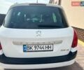 Білий Пежо 308, об'ємом двигуна 1.4 л та пробігом 141 тис. км за 5149 $, фото 1 на Automoto.ua
