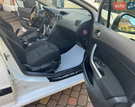 Білий Пежо 308, об'ємом двигуна 1.56 л та пробігом 321 тис. км за 4000 $, фото 49 на Automoto.ua