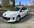 Белый Пежо 308, объемом двигателя 1.4 л и пробегом 196 тыс. км за 4100 $, фото 1 на Automoto.ua
