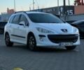Белый Пежо 308, объемом двигателя 2 л и пробегом 278 тыс. км за 4500 $, фото 1 на Automoto.ua