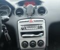 Белый Пежо 308, объемом двигателя 2 л и пробегом 266 тыс. км за 5500 $, фото 17 на Automoto.ua