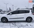 Белый Пежо 308, объемом двигателя 2 л и пробегом 266 тыс. км за 5500 $, фото 6 на Automoto.ua