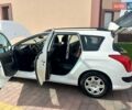 Білий Пежо 308, об'ємом двигуна 1.4 л та пробігом 141 тис. км за 5149 $, фото 12 на Automoto.ua