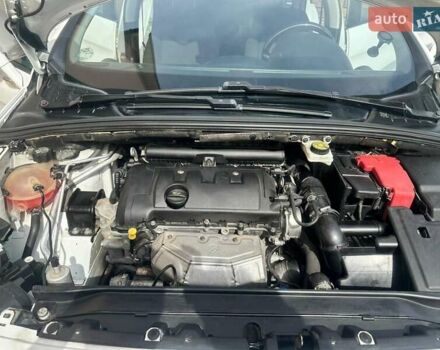 Білий Пежо 308, об'ємом двигуна 1.4 л та пробігом 141 тис. км за 5149 $, фото 8 на Automoto.ua