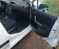 Білий Пежо 308, об'ємом двигуна 1.6 л та пробігом 291 тис. км за 5500 $, фото 2 на Automoto.ua