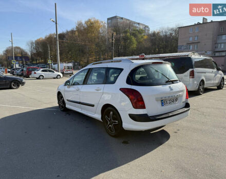 Белый Пежо 308, объемом двигателя 1.56 л и пробегом 265 тыс. км за 4500 $, фото 4 на Automoto.ua