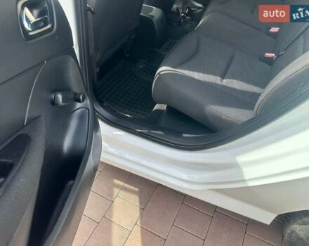 Білий Пежо 308, об'ємом двигуна 1.4 л та пробігом 141 тис. км за 5149 $, фото 20 на Automoto.ua