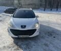 Белый Пежо 308, объемом двигателя 1.6 л и пробегом 250 тыс. км за 6500 $, фото 1 на Automoto.ua